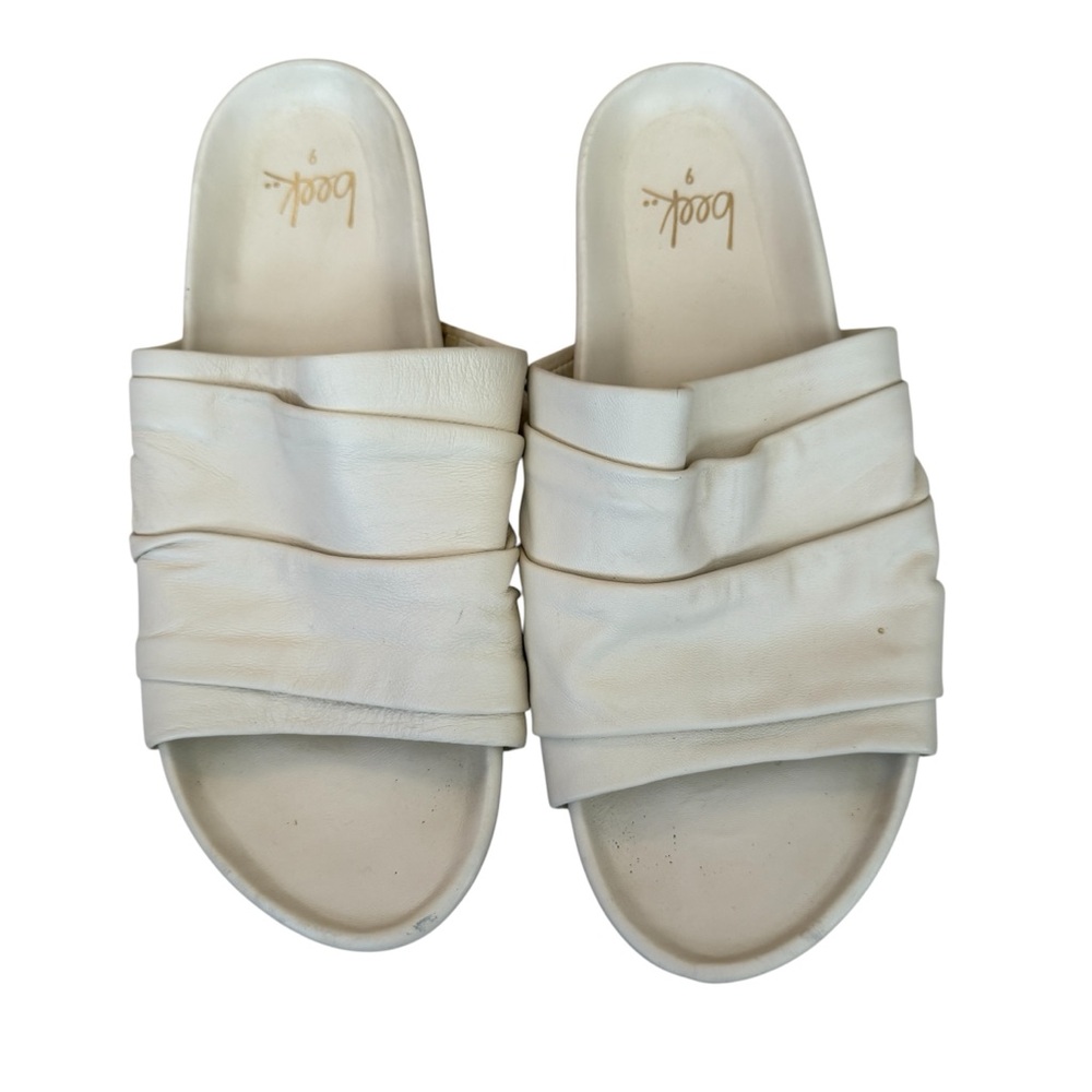 Beek Cream Sandals